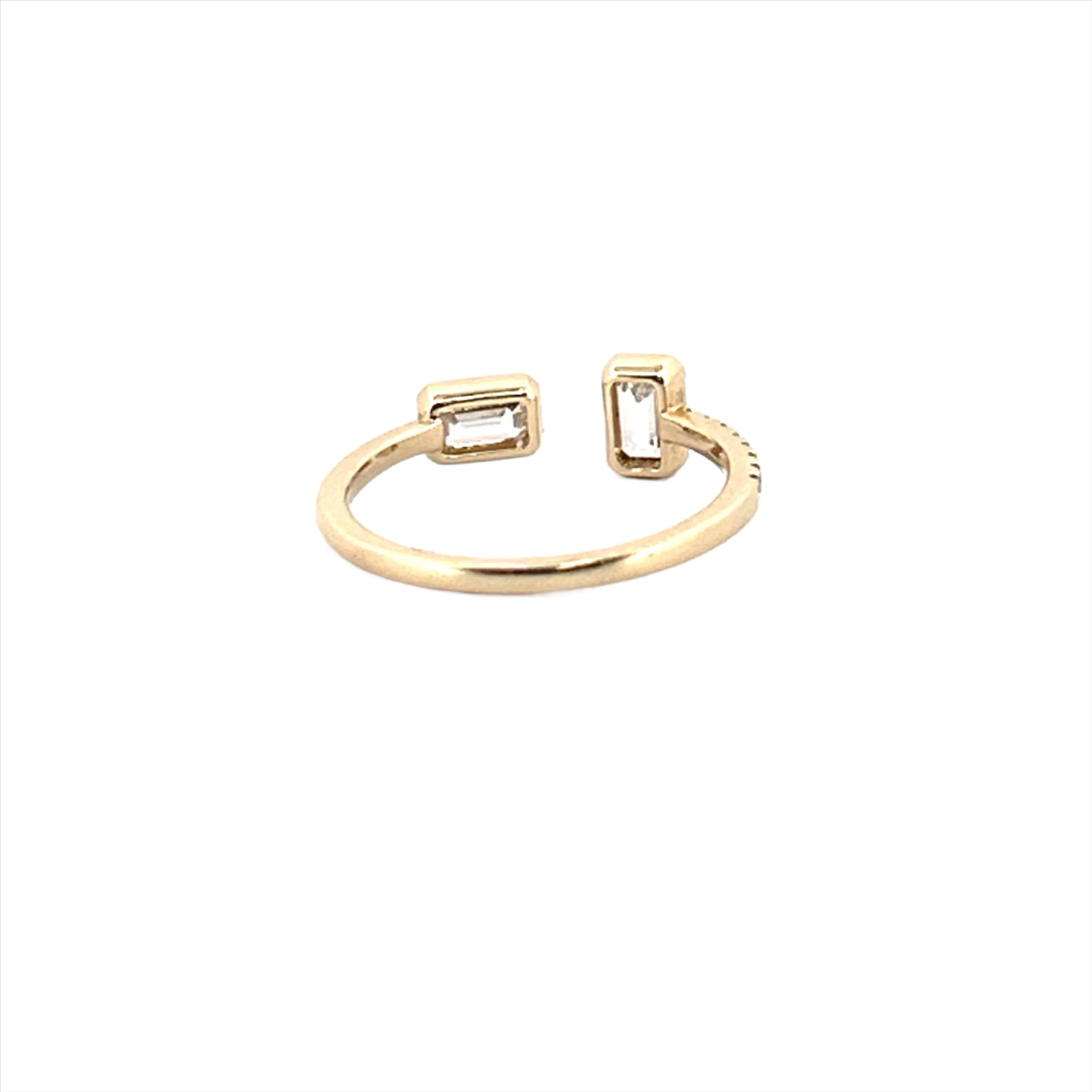 14K Gold Alternating Baguette Bezel Diamond Band