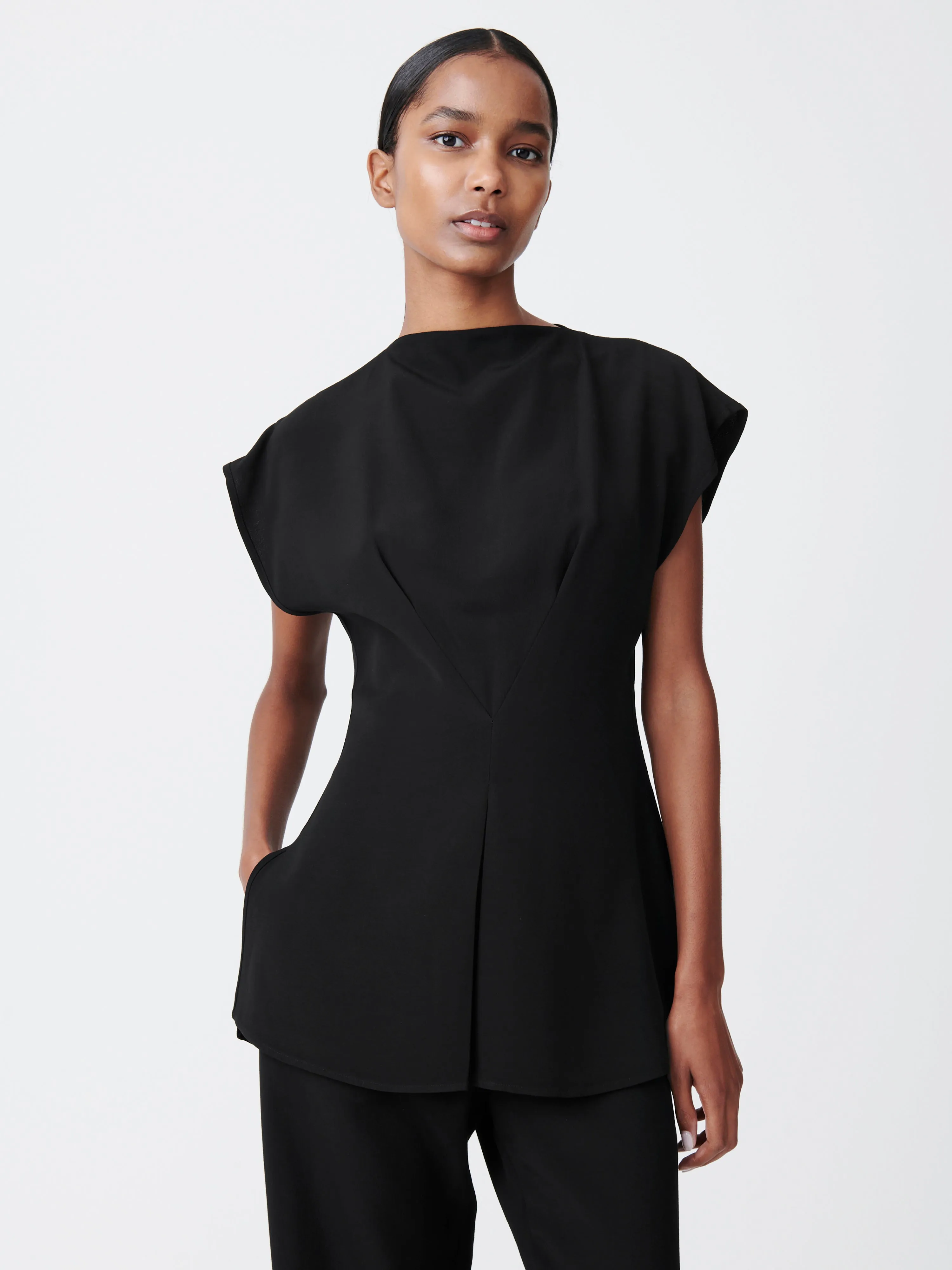 Damer Top in Black