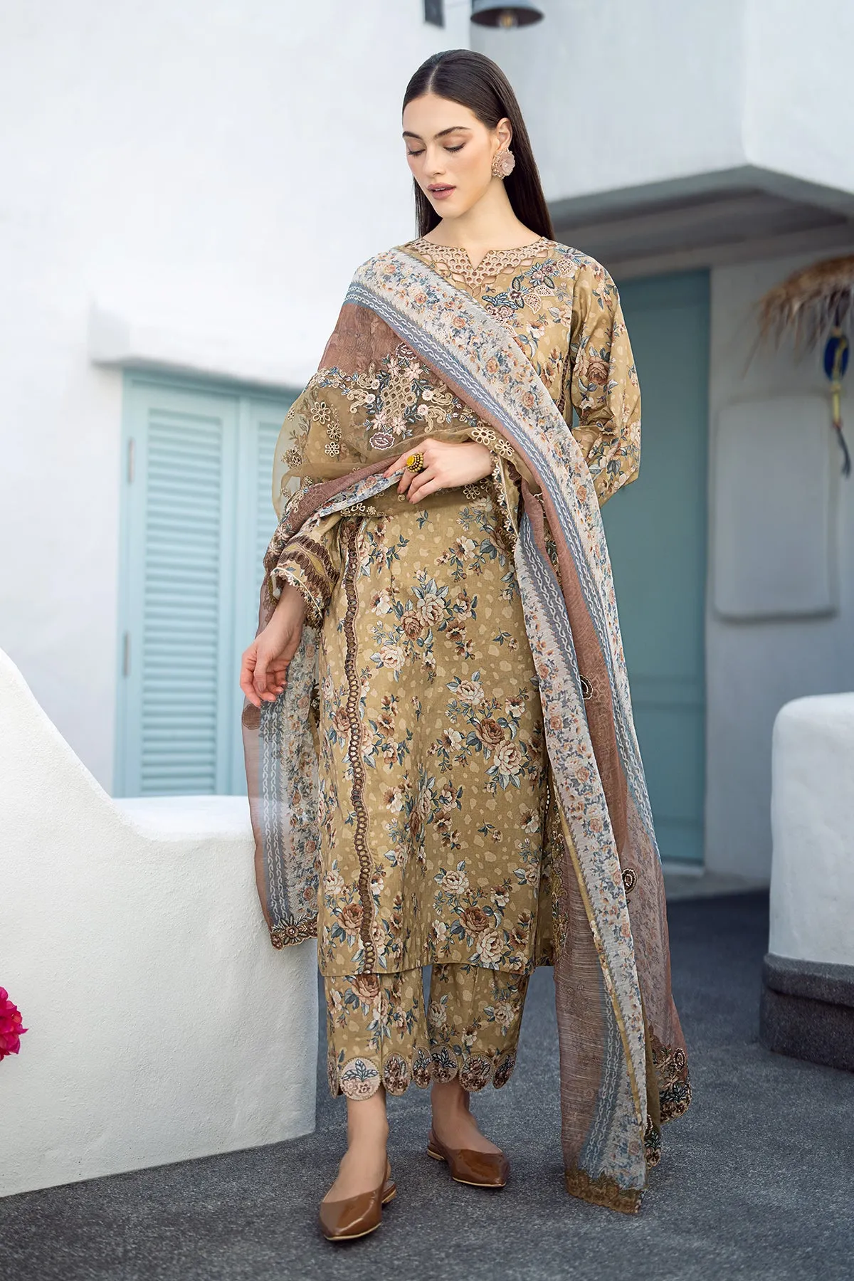 EMBROIDERED PRINTED LAWN UF-553