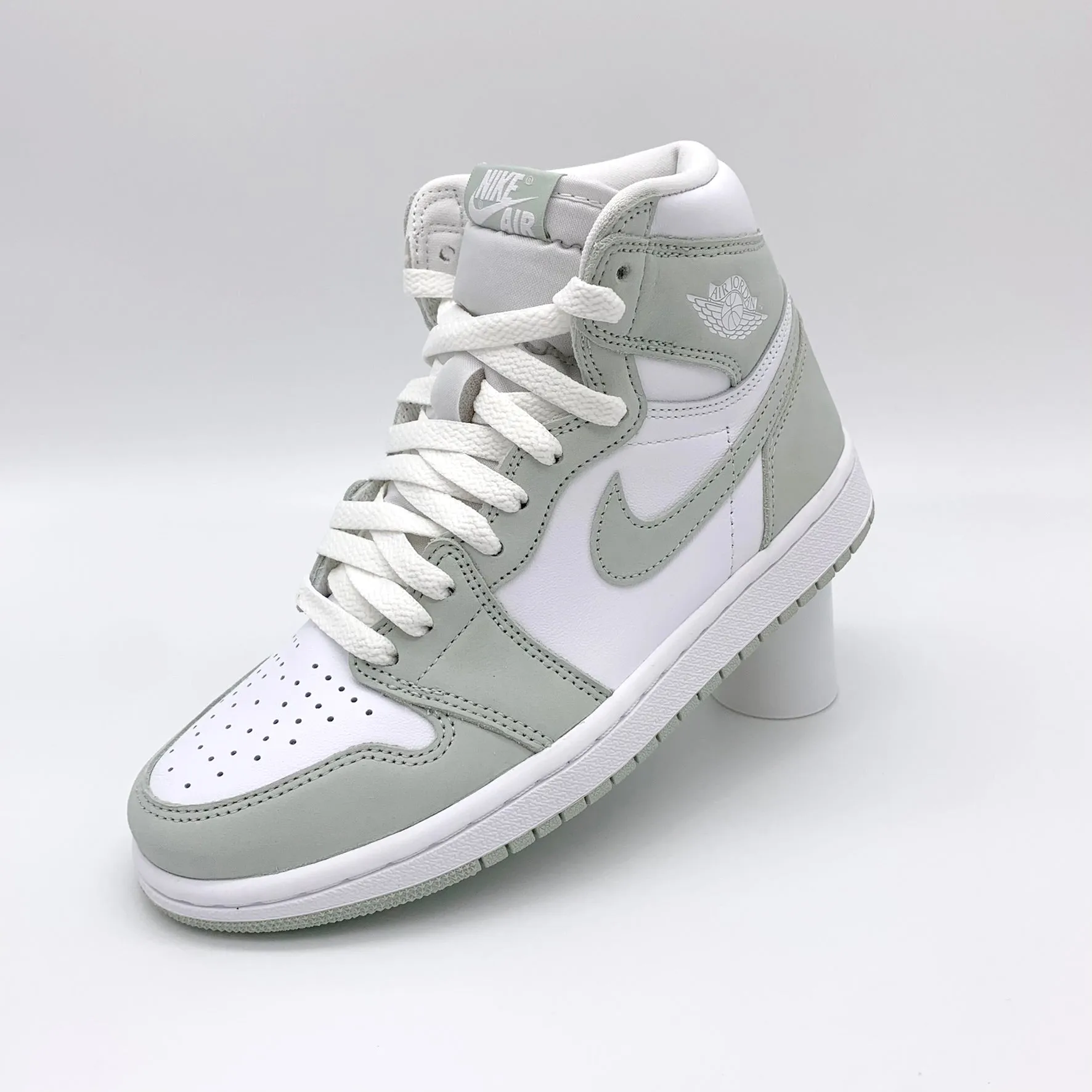 Jordan 1 Retro High OG Seafoam