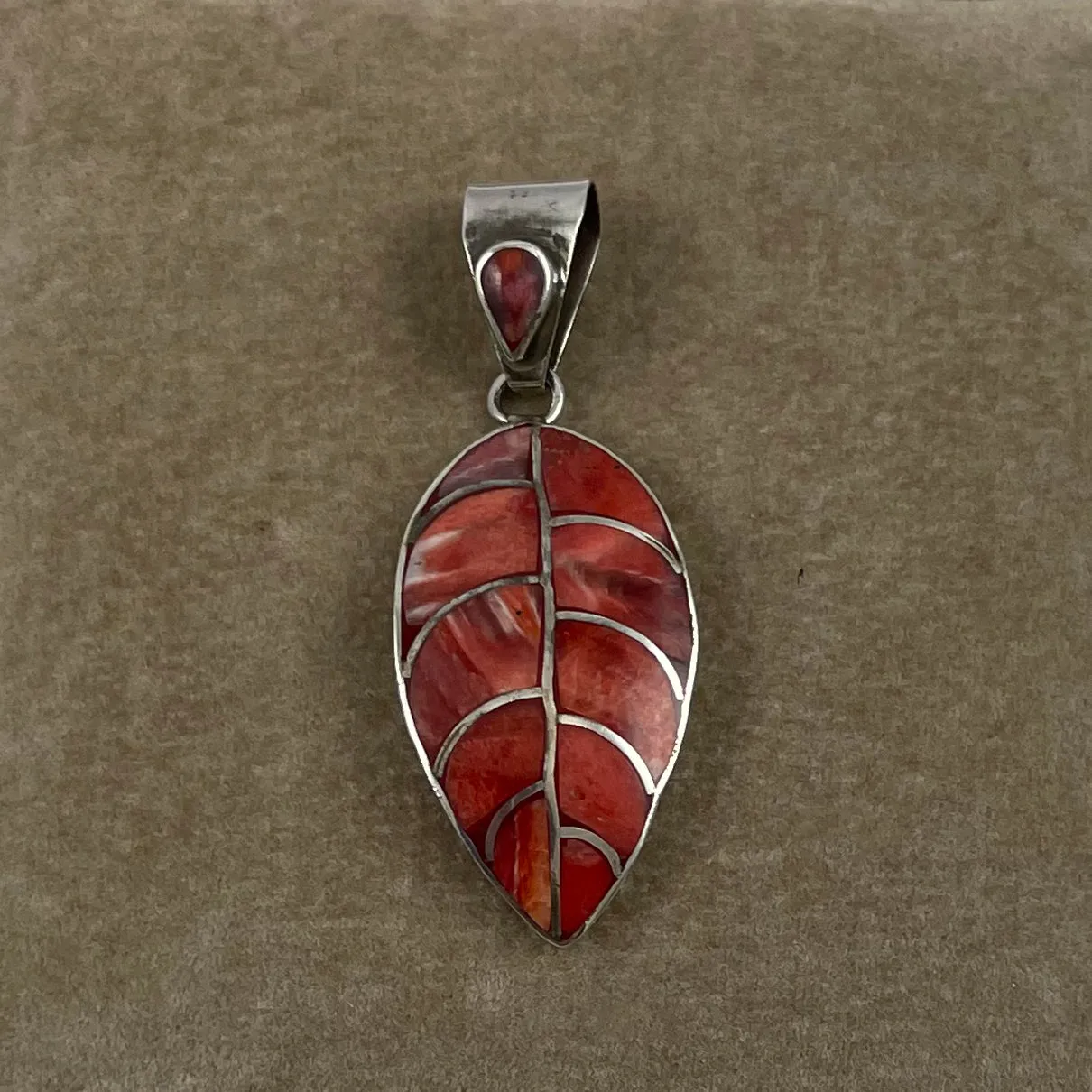 Red Spiny Oyster & Sterling Leaf Pendant