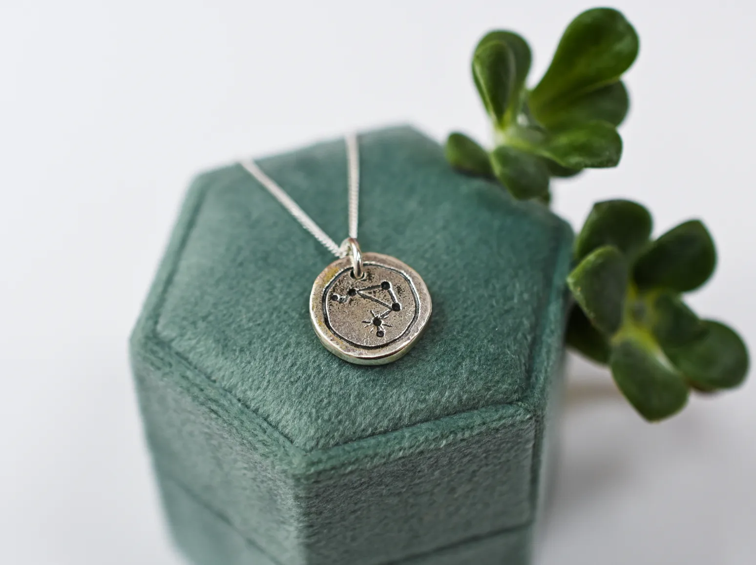 Zodiac Pendant - Libra